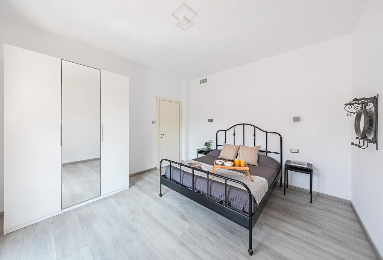 Il Quadrifoglio D4 Apartment By Wonderful Italy Sirmione Luaran gambar