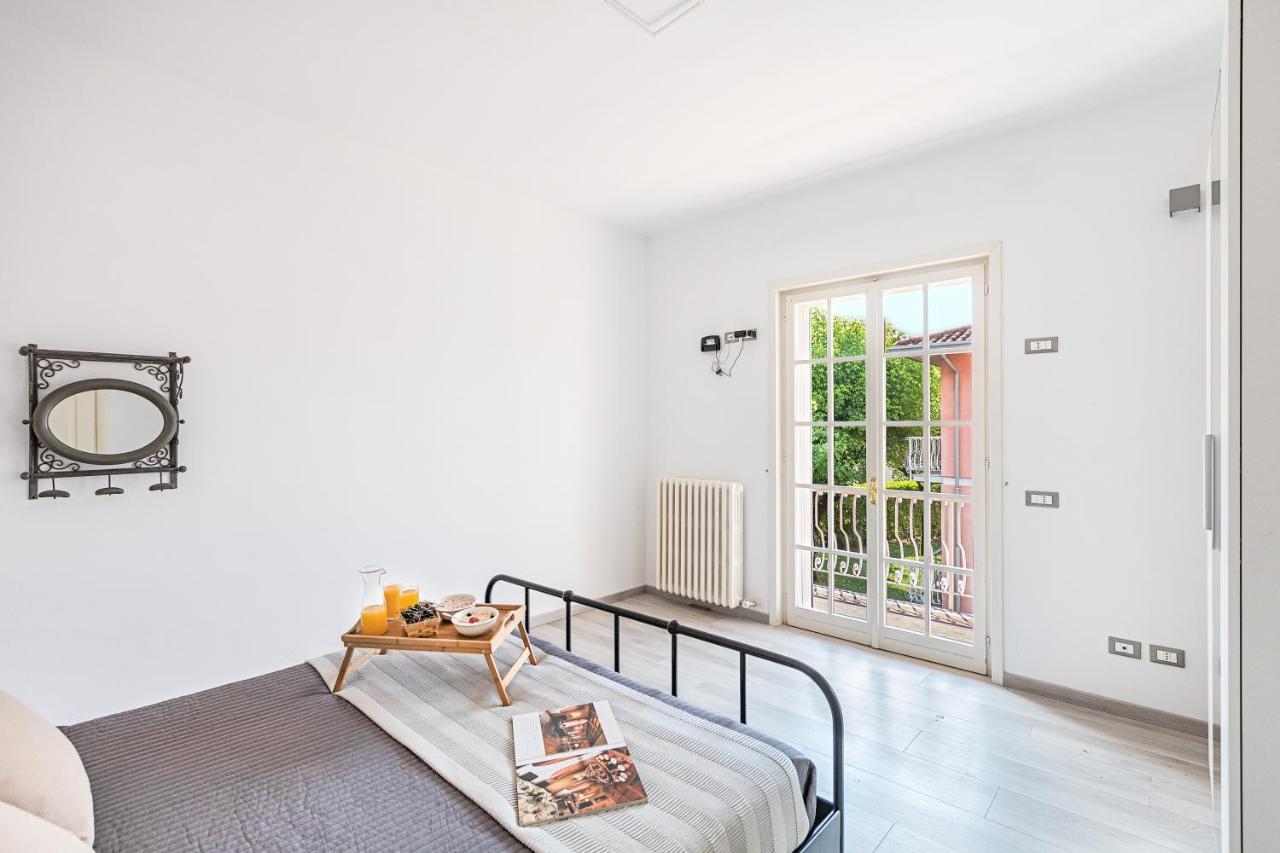 Il Quadrifoglio D4 Apartment By Wonderful Italy Sirmione Luaran gambar