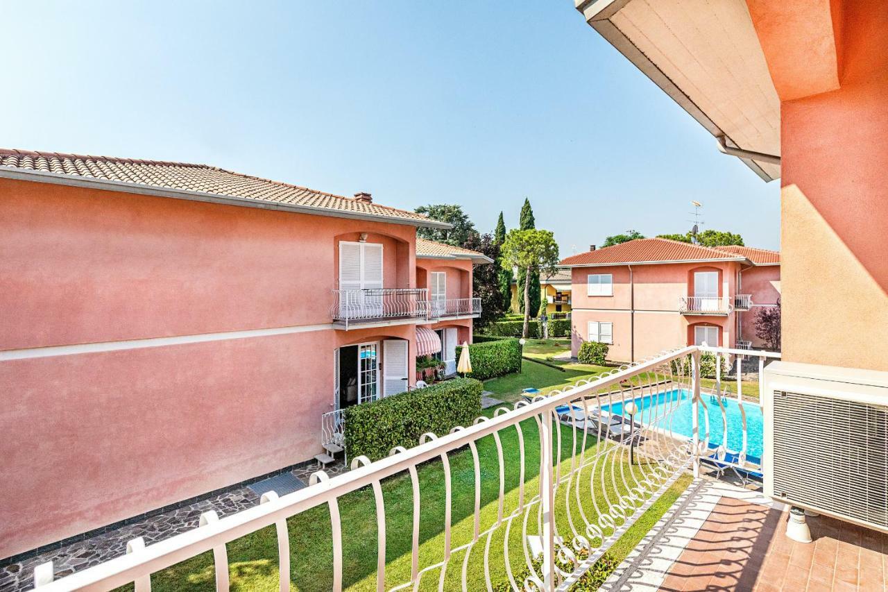 Il Quadrifoglio D4 Apartment By Wonderful Italy Sirmione Luaran gambar
