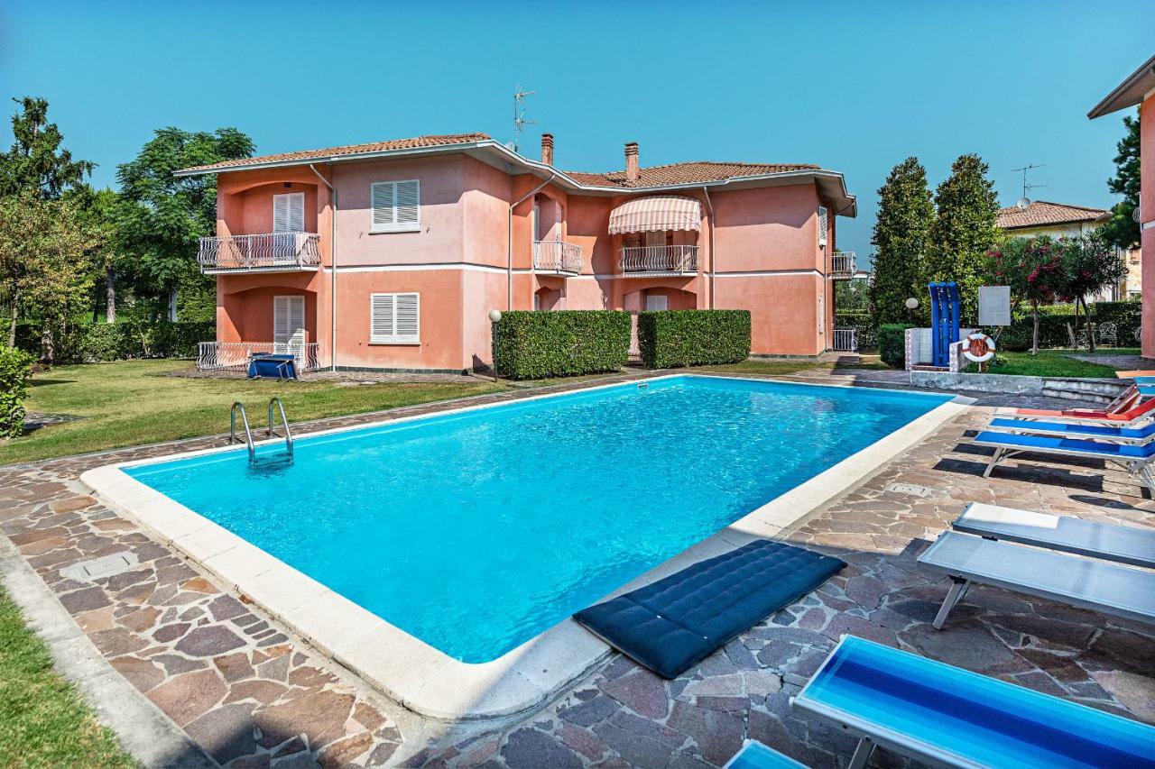 Il Quadrifoglio D4 Apartment By Wonderful Italy Sirmione Luaran gambar