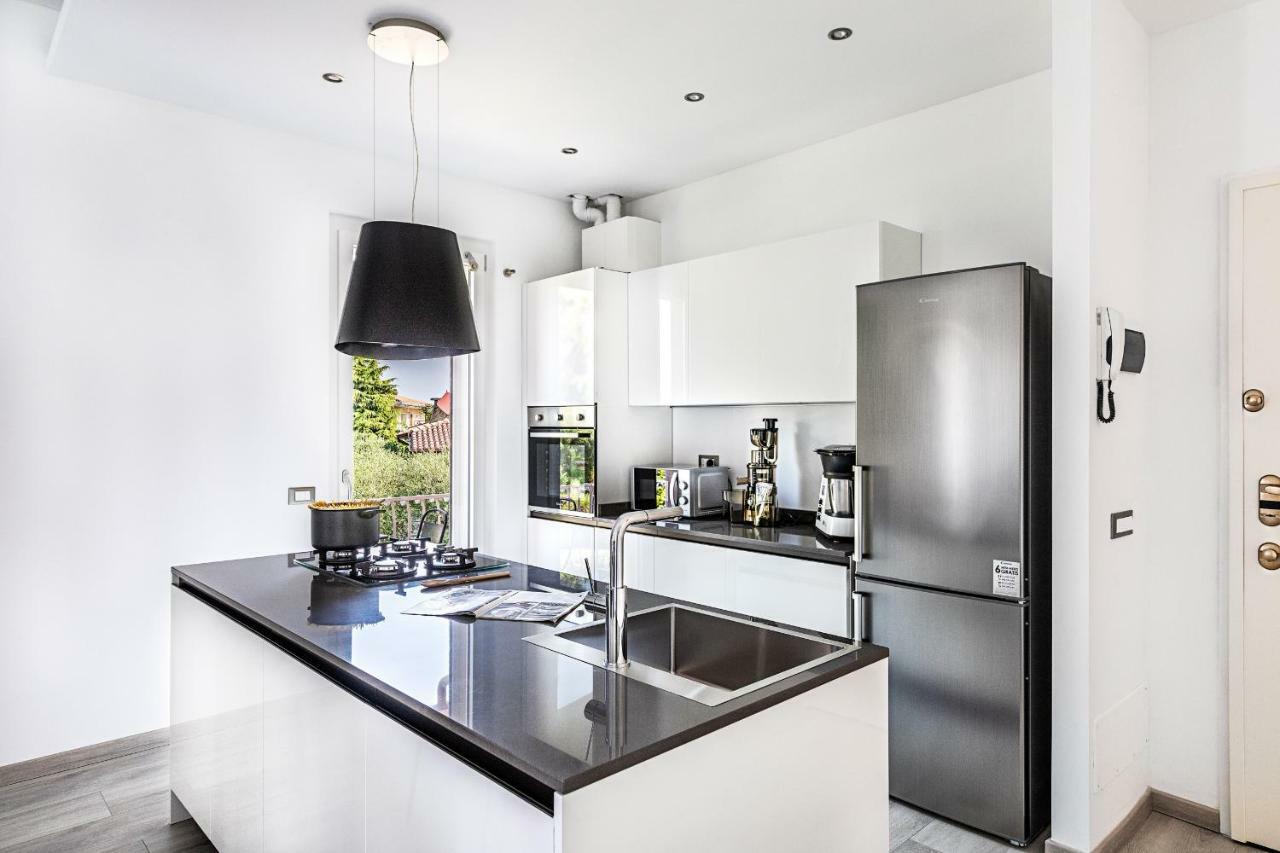 Il Quadrifoglio D4 Apartment By Wonderful Italy Sirmione Luaran gambar
